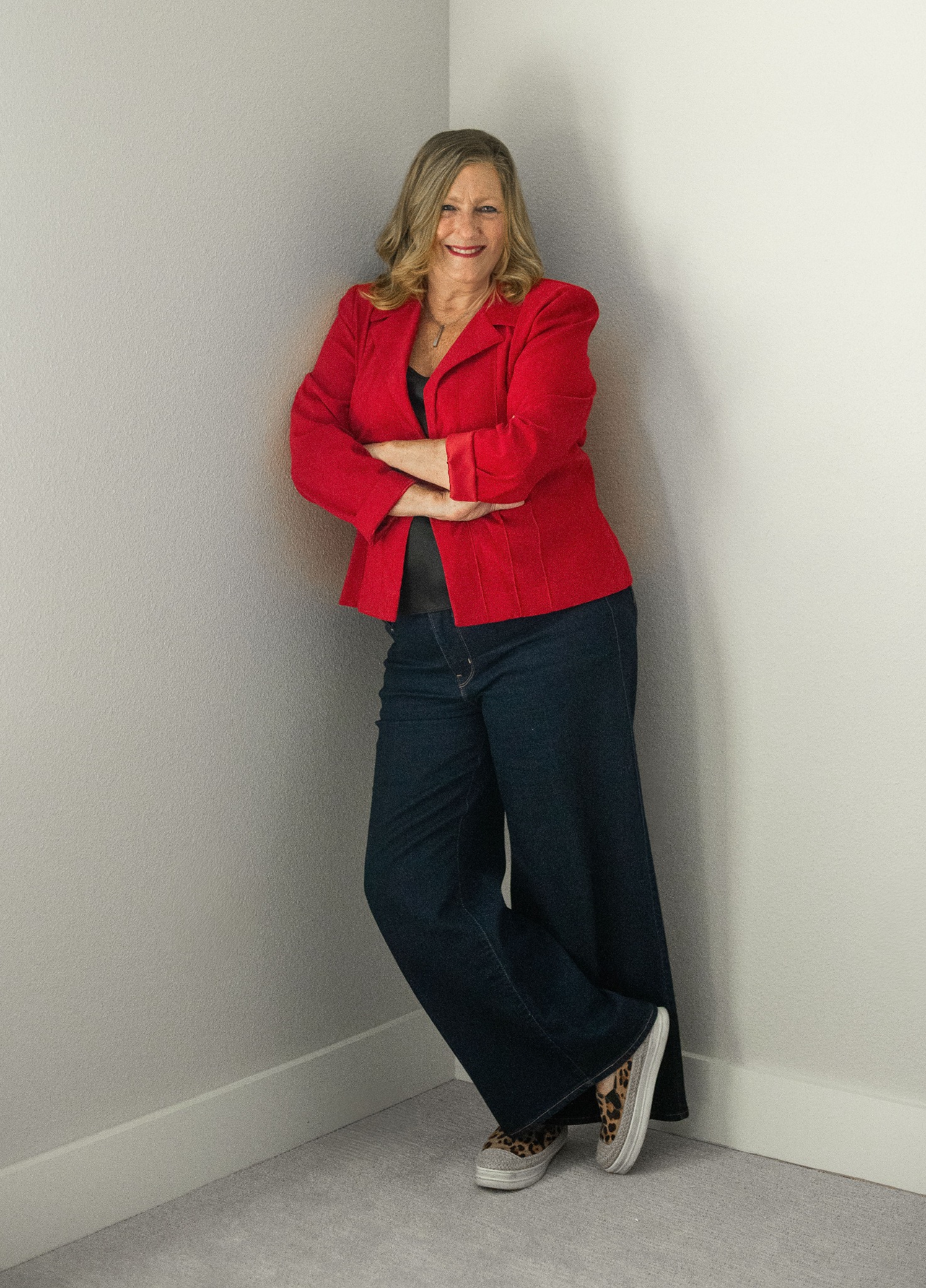 Val Romero, Master Connection Expert